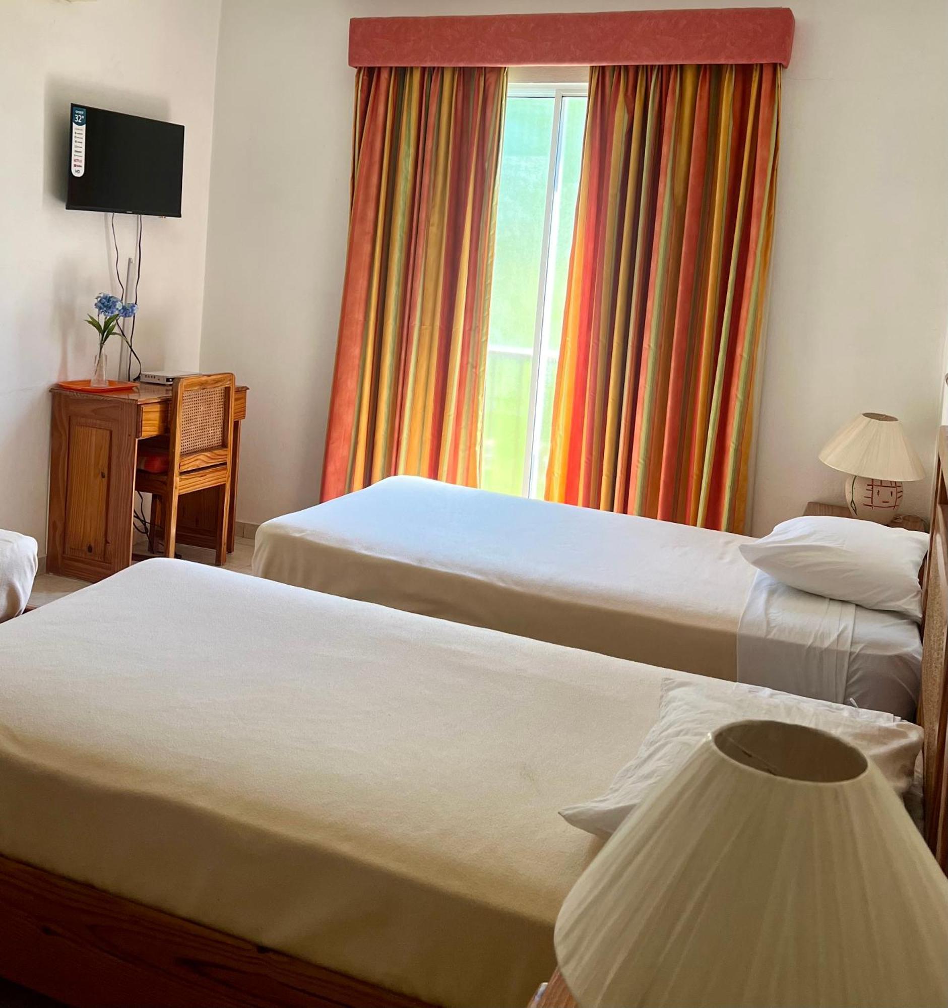 Hotel Angel Gabriel Бока-Чика Экстерьер фото